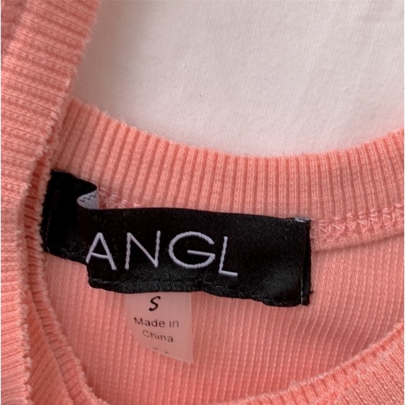 NWOT Crop tank top x2, size small, coral and white - Picture 10 of 12